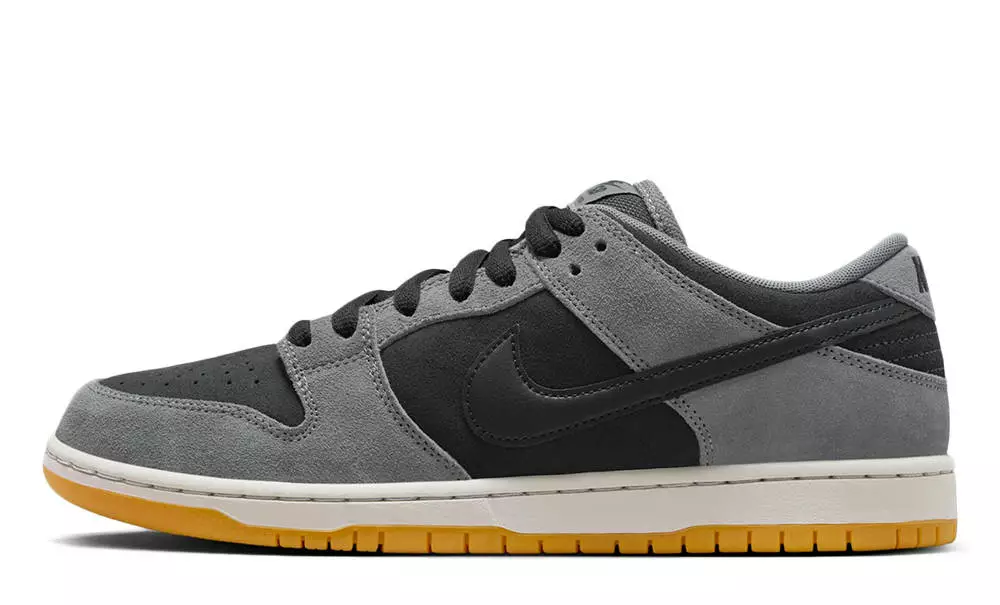 Nike SB Dunk Low Dark Smoke Grey
