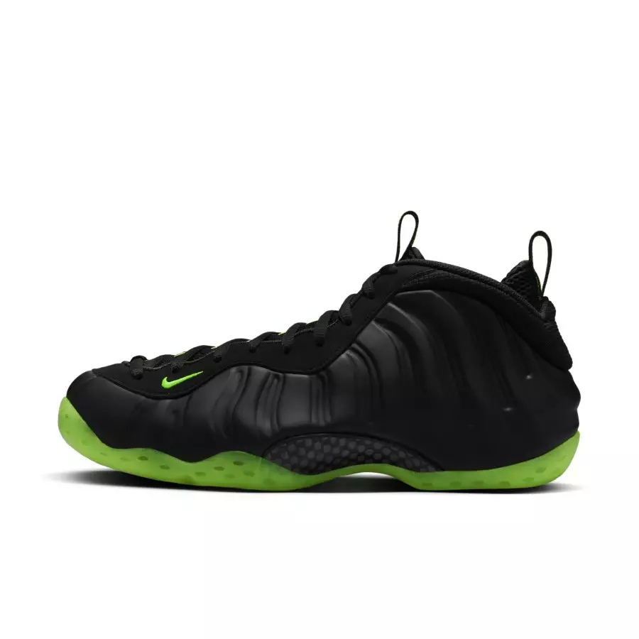 Nike-Air-Foamposite-One-Black-Volt-HF2902-001-0
