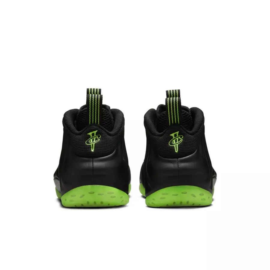 Nike-Air-Foamposite-One-Black-Volt-HF2902-001-5