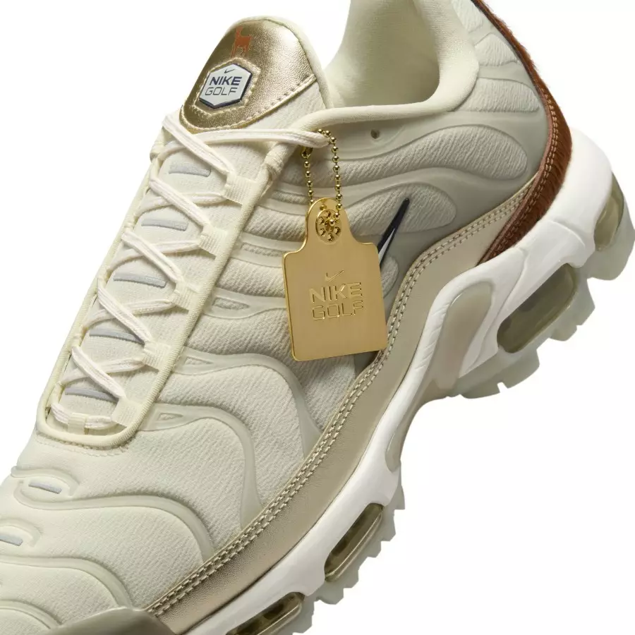 Nike-Air-Max-Plus-Golf-Players-Championship-HF1033-100-8
