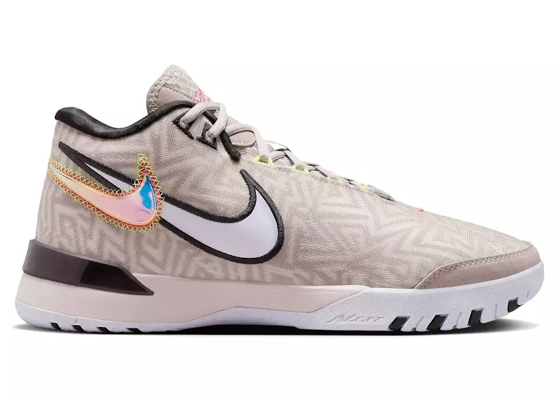 Nike Zoom LeBron NXXT Genisus Platinum Violet
