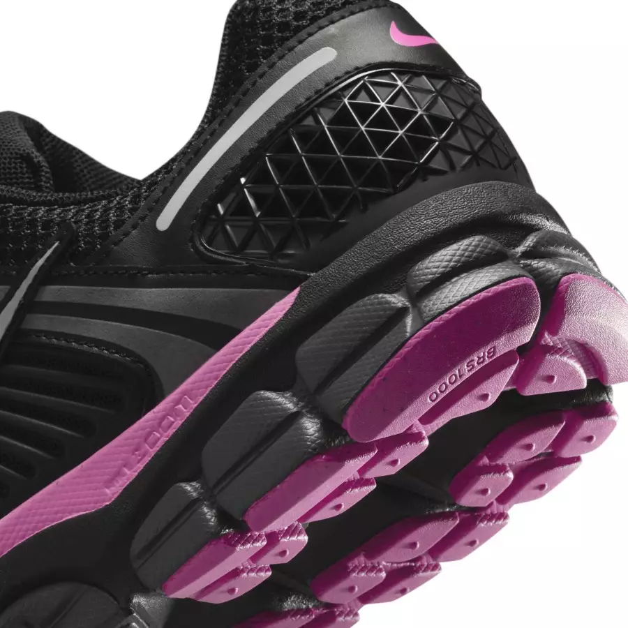 Nike-Zoom-Vomero-5-Black-Metallic-Platinum-Anthracite-Pink-FB9149-004-7