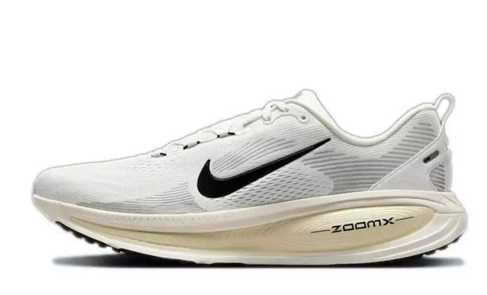 Nike Zoom Vomero 18 Coconut Milk