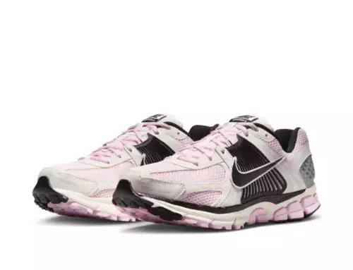 La Nike Zoom Vomero 5 se pare de « Summit White/Pink » pour une élégance discrète