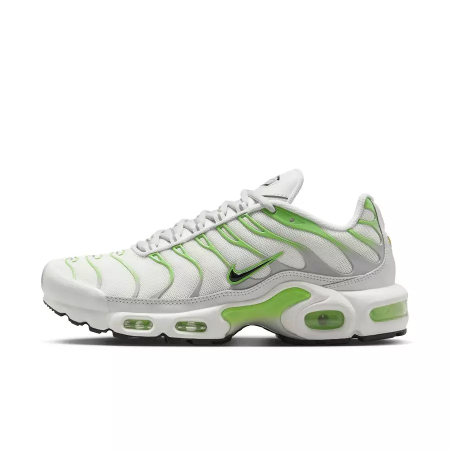 Mens-Nike-Air-Max-Plus-Green-Strike-DZ3671-001-0