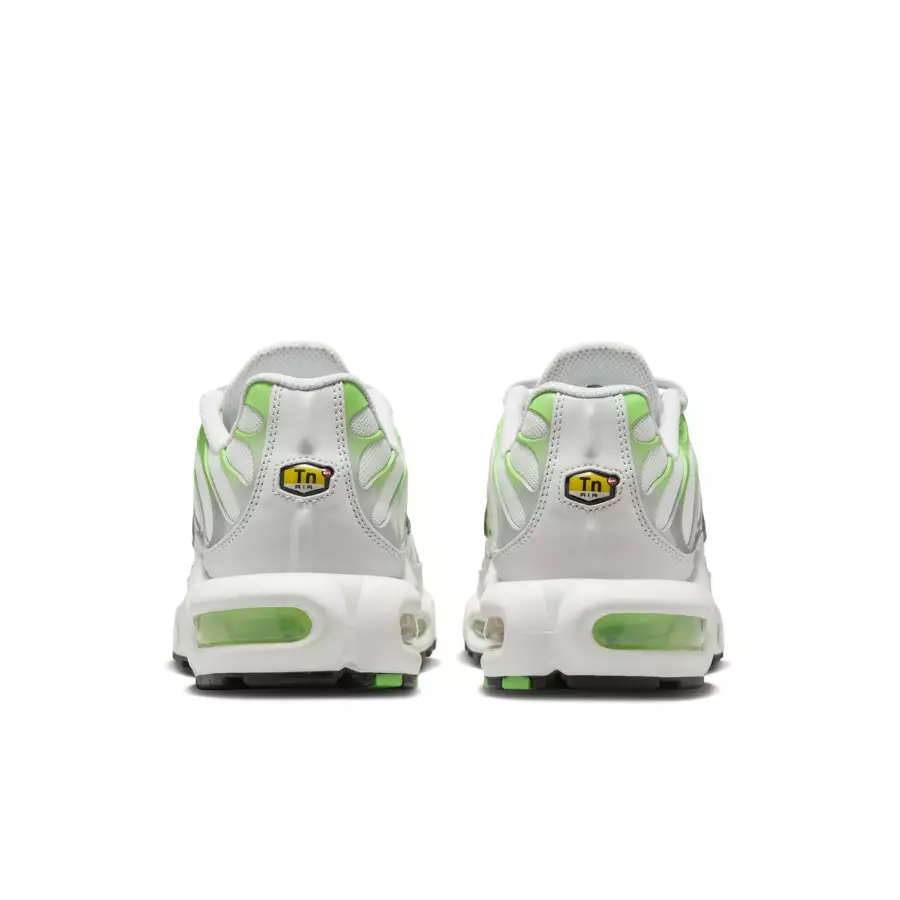 Mens-Nike-Air-Max-Plus-Green-Strike-DZ3671-001-5