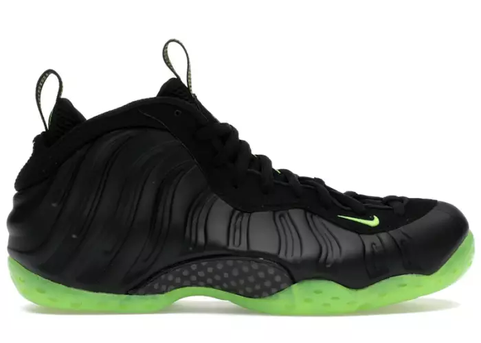 Nike Air Foamposite One Black Volt