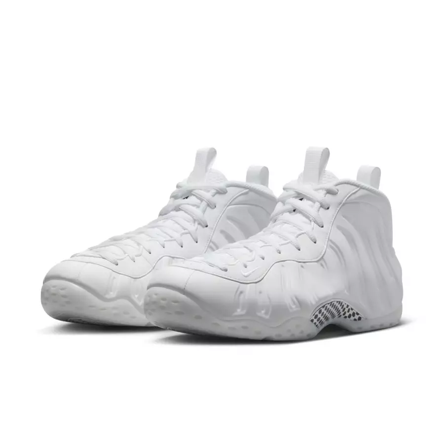 Nike-Air-Foamposite-One-White-HJ5195-100-4