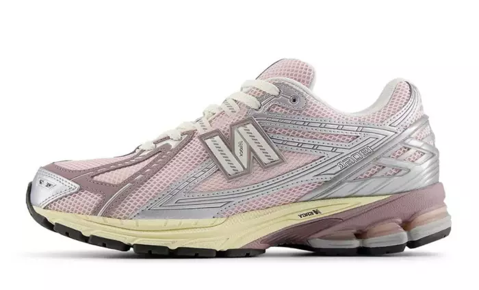 New Balance 1906R Silver Pink