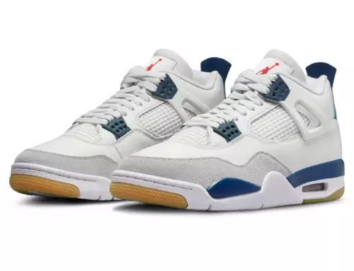 Avis aux passionnés : la Nike SB Air Jordan 4 “Navy” est prête à débarquer !