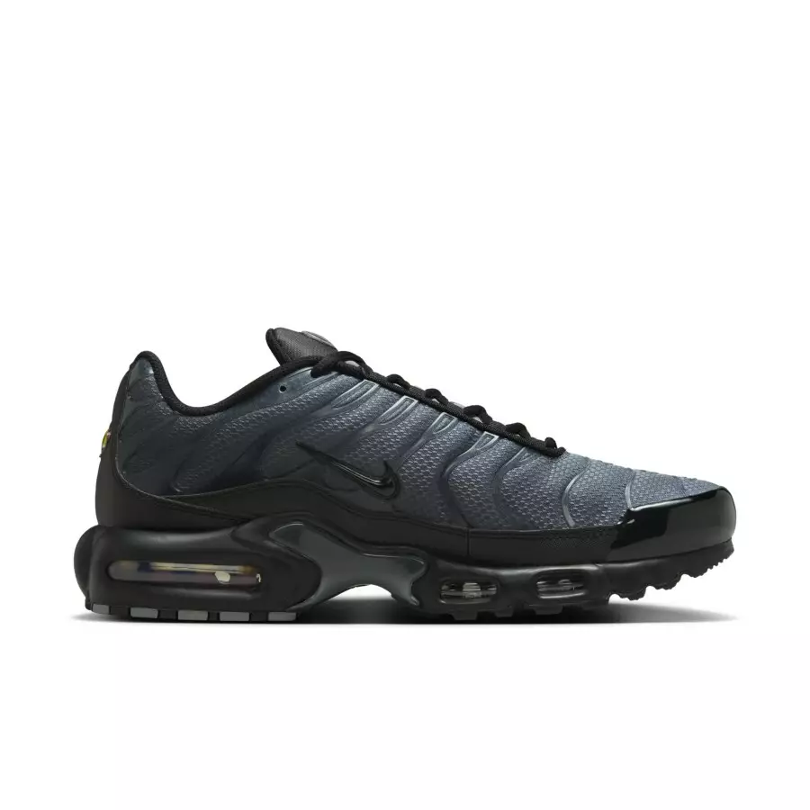 Mens-Paris-Saint-Germain-x-Nike-Air-Max-Plus-IB2253-001-2
