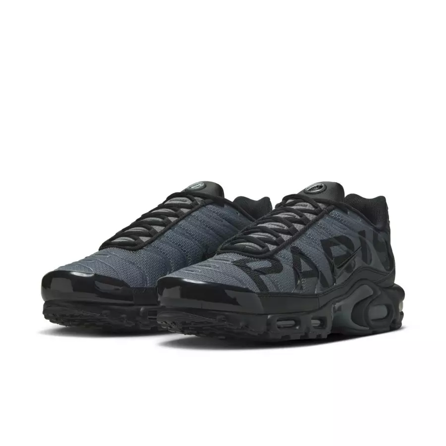 Mens-Paris-Saint-Germain-x-Nike-Air-Max-Plus-IB2253-001-4