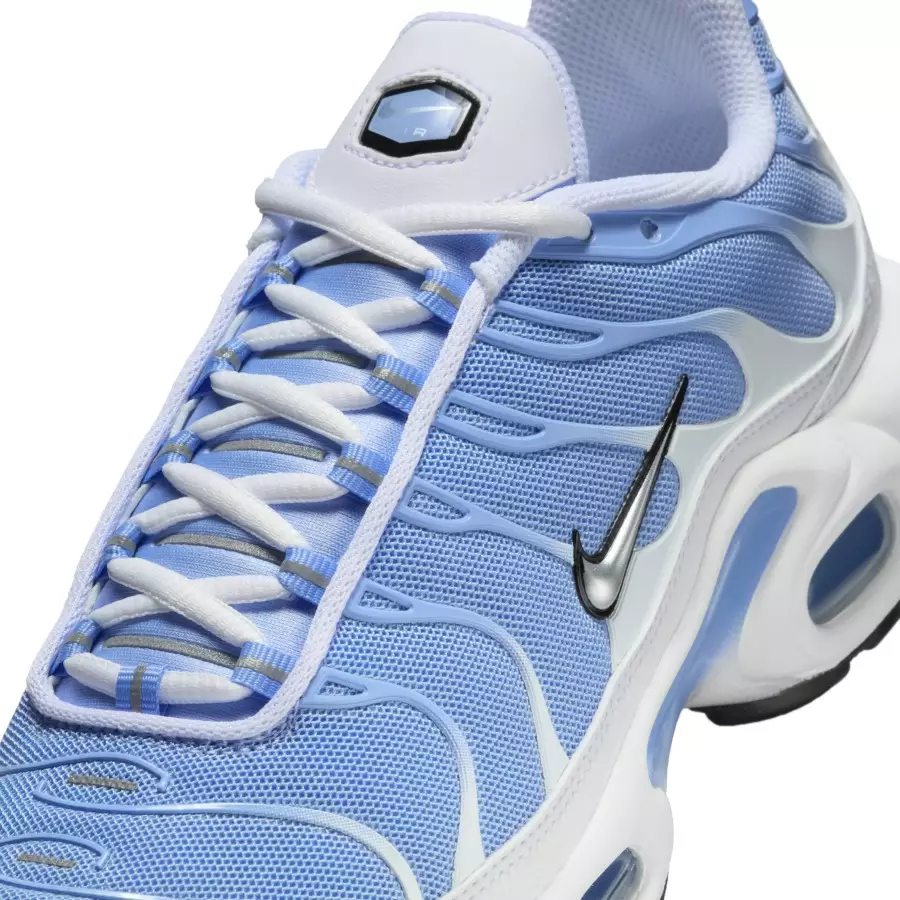 Nike-Air-Max-Plus-Aluminum-DZ3671-105-6