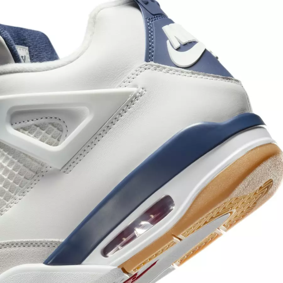 Nike-SB-Air-Jordan-4-Navy-DR5415-100-7