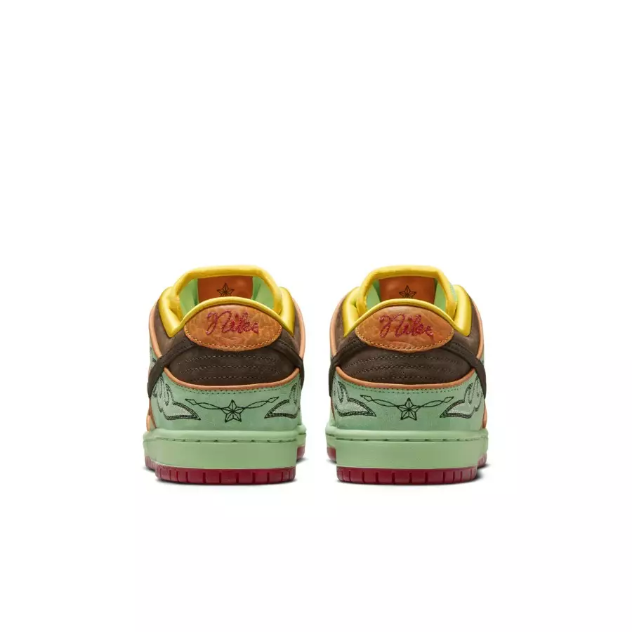 Nike-SB-Dunk-Low-Rodeo-HF3058-300-5