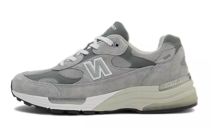 New Balance 992 Core Grey Silver