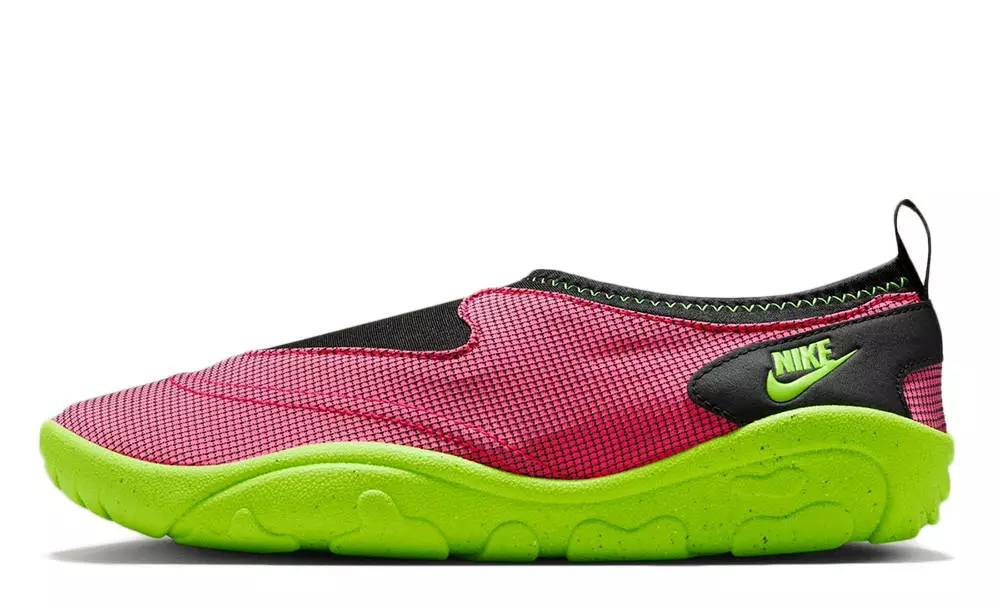 Nike Aqua Turf Hyper Pink