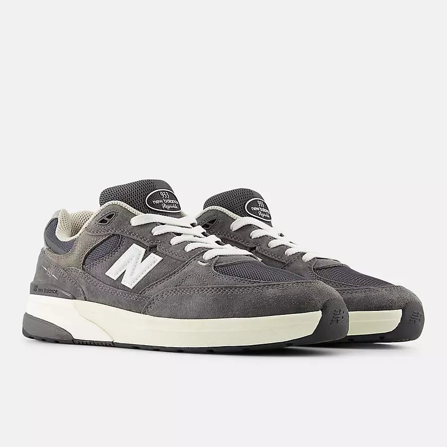 New-Balance-933-Grey-Days-NM933GDY-3