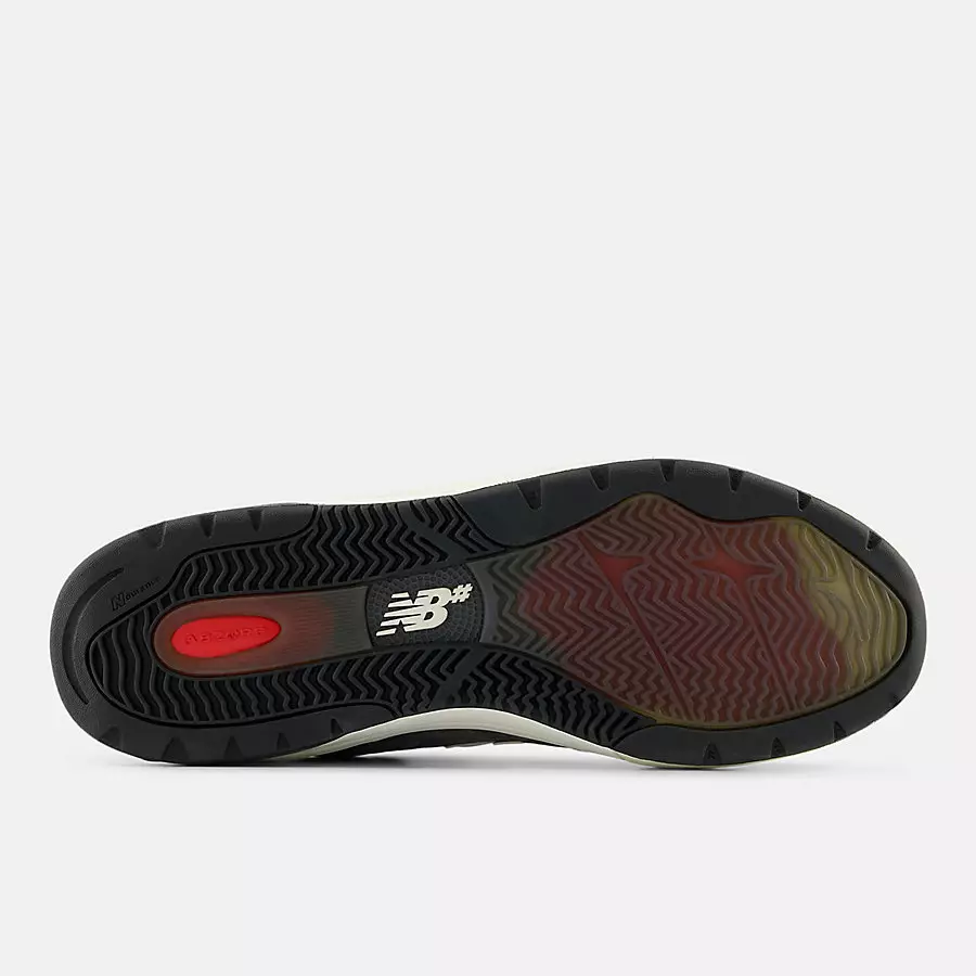 New-Balance-933-Grey-Days-NM933GDY-4