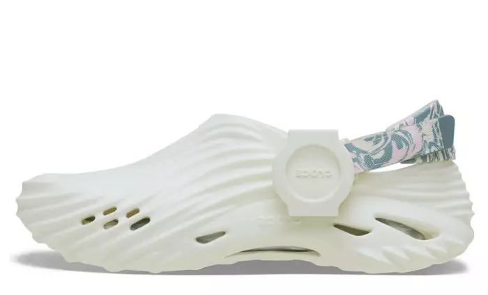 G-SHOCK x Crocs Echo Wave Beige