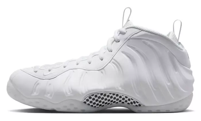 Nike Air Foamposite One Triple White