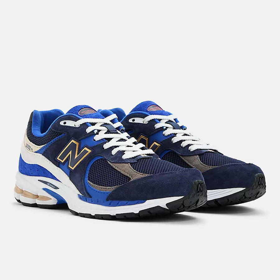 Mens-New-Balance-2002R-FC-Porto-U2002RFP-3