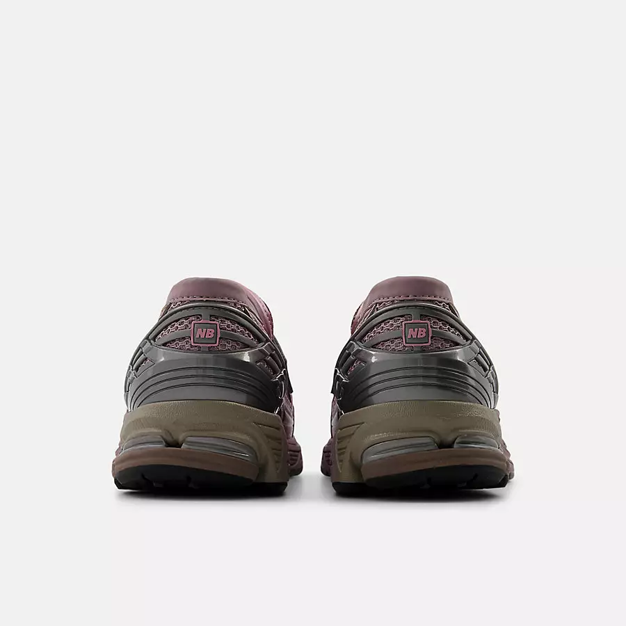 New-Balance-1906L-Loafer-Metallic-Pink-U1906LAU-5