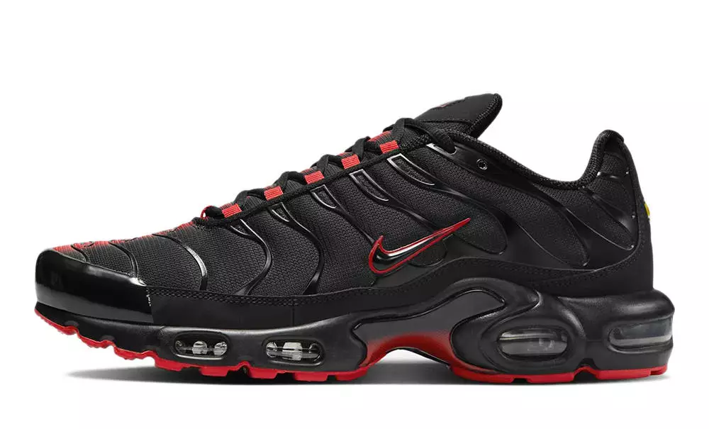 Nike TN Air Max Plus Black Red Lightsaber