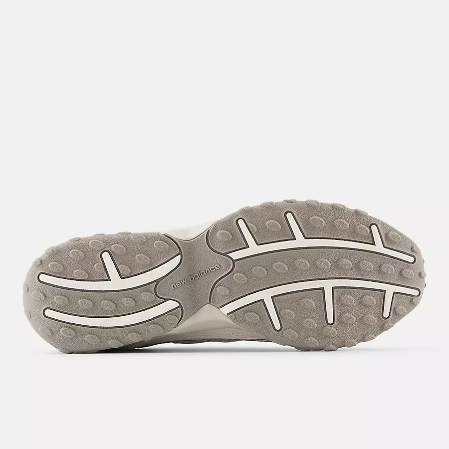 New-Balance-204L-Timberwolf-U204LMMC-4