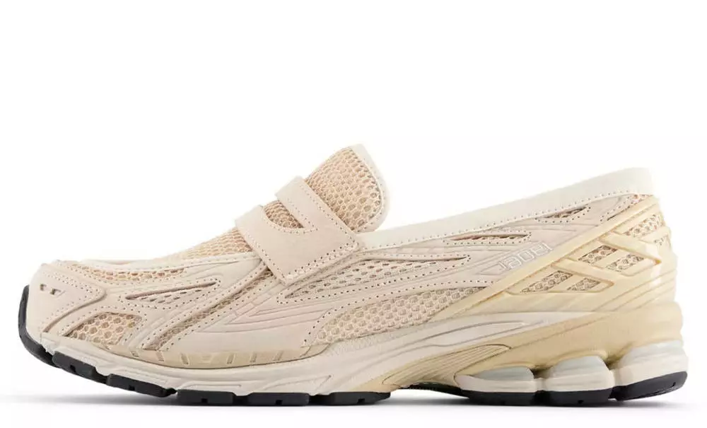 New Balance 1906L Beige