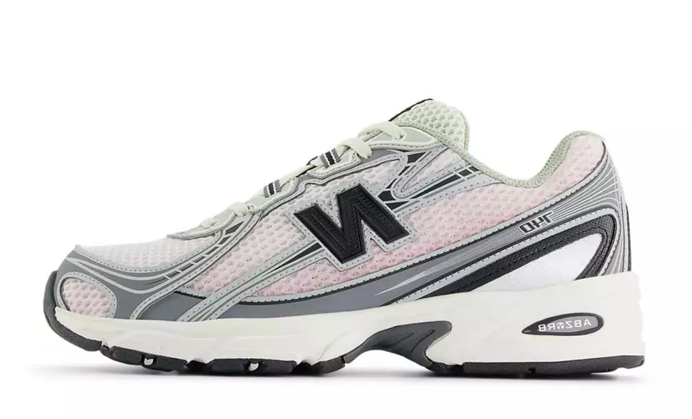 New Balance 740 Pink Granite