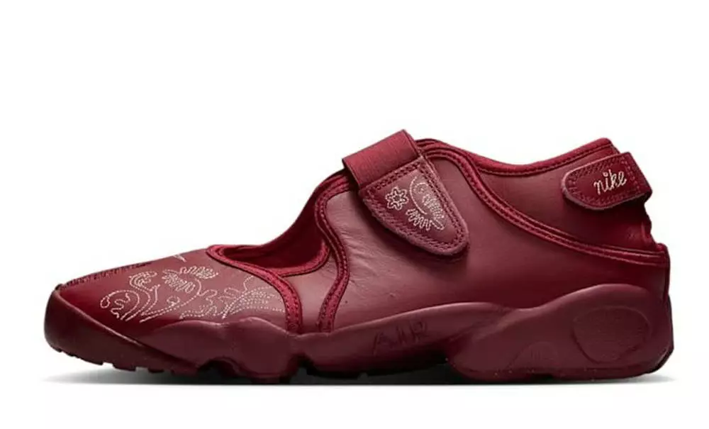 Nike Air Rift Botanical Team Red