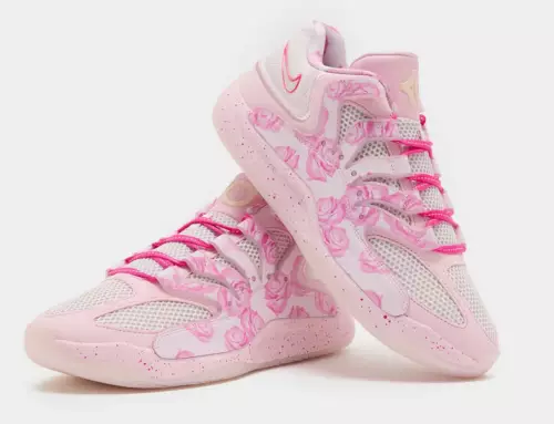 Découverte de la Nike KD 18 “Aunt Pearl” : hommage florale continue