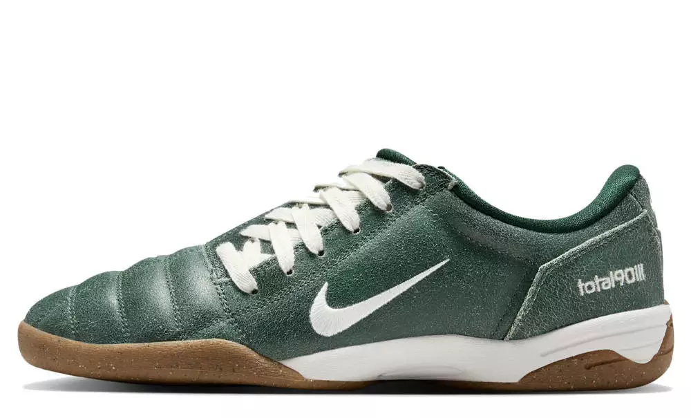 Nike Total 90 III Fir Sail